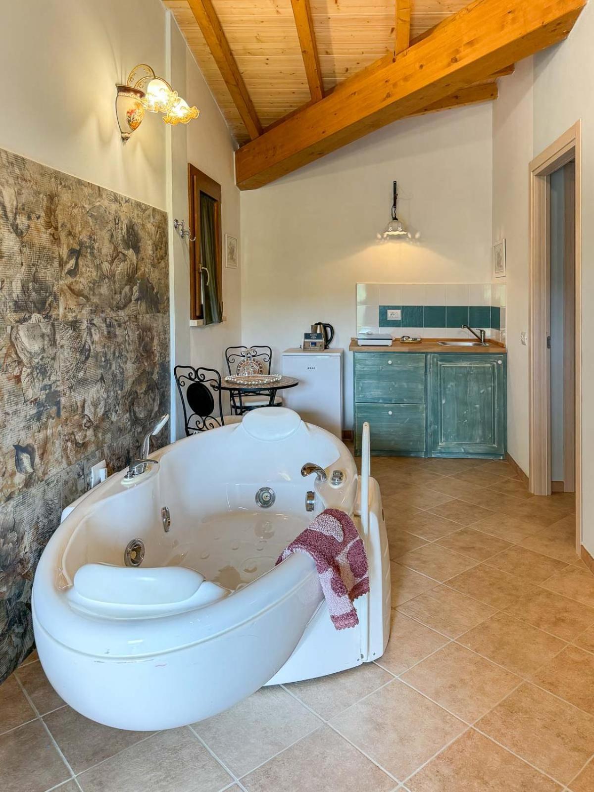 La Poggiata Aparthotel Monterotondo  Екстериор снимка